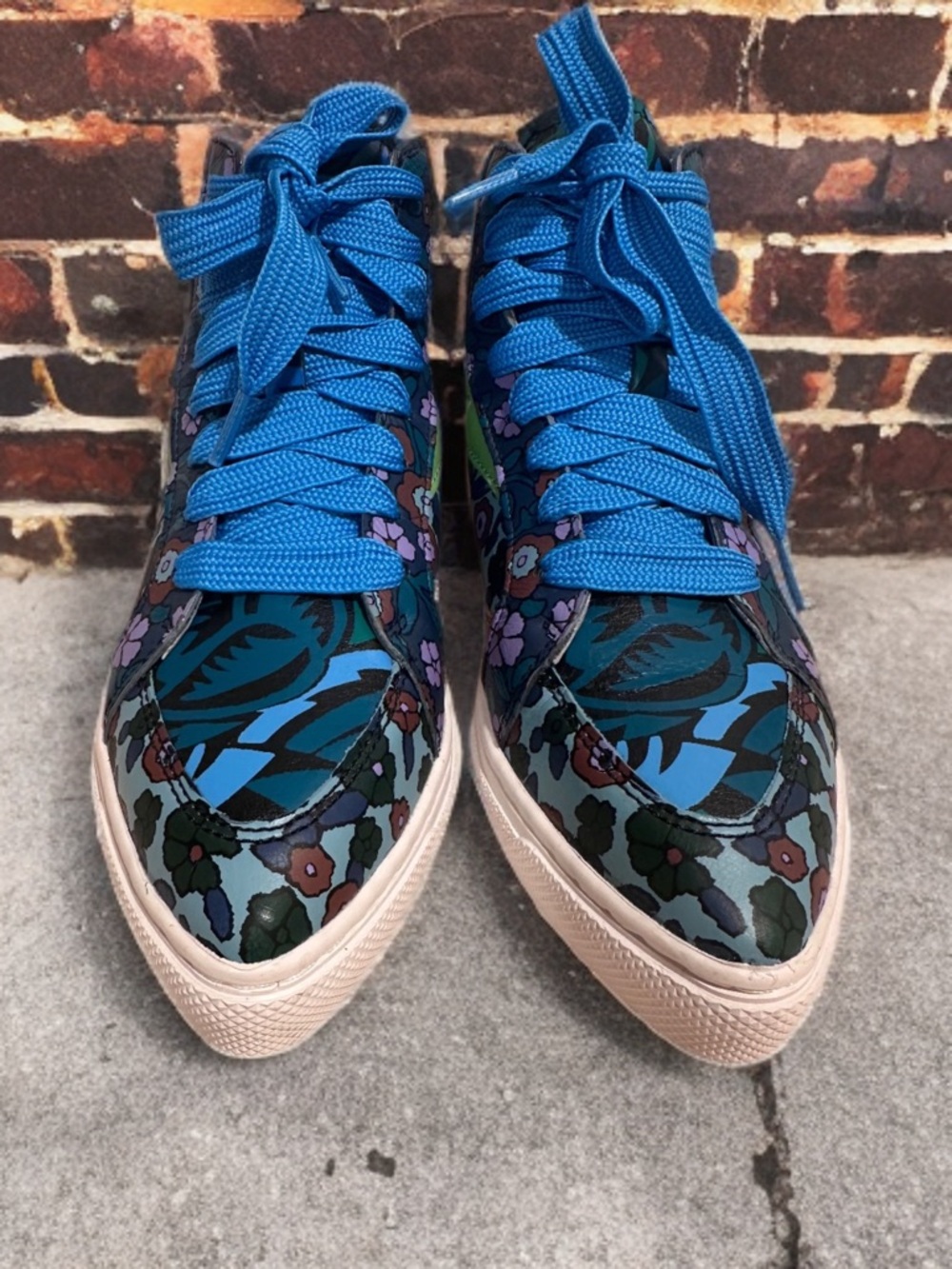 Coach C203 Floral Pointy Toe High Top Sneakers - Limited Ed Floral & Gold 6B/39